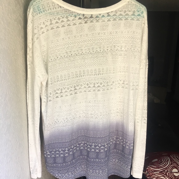 White to Blue Ombré long sleeved top - Picture 2 of 3